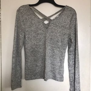 *NEW* Gray Long Sleeve Top